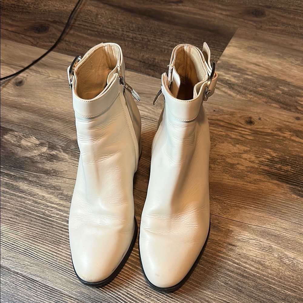 SERGIO ROSSI
Sr Grace Ankle Boots In Neutrals 5.5 made in Italy